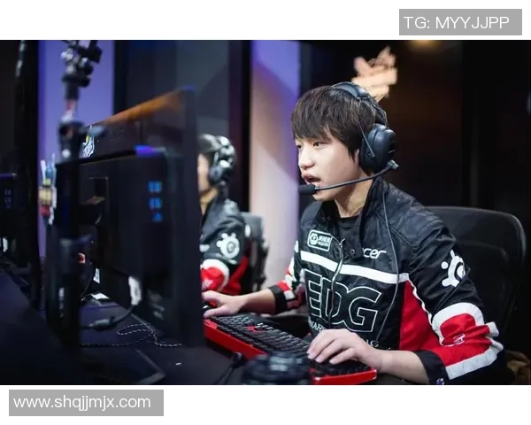 和平精英战术解析EDG阵地战体系的优势与策略探讨